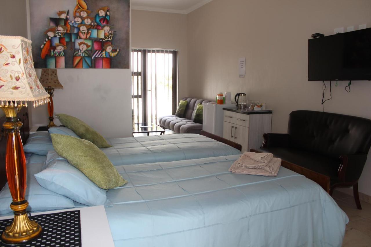 Livingatlarge Guest House Langebaan Exterior foto